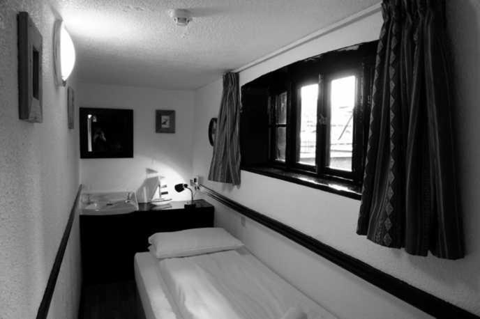 Hostel The Holyhead Dublin Pokoj fotografie